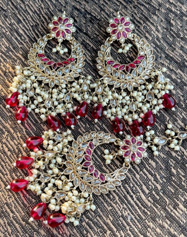 Reverse Diamond earings and tikka set - Image 5