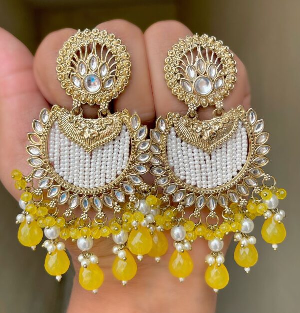 Mehndi Polish Kundan earring + box packing