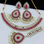 Mirror chokker combo tilak shape
