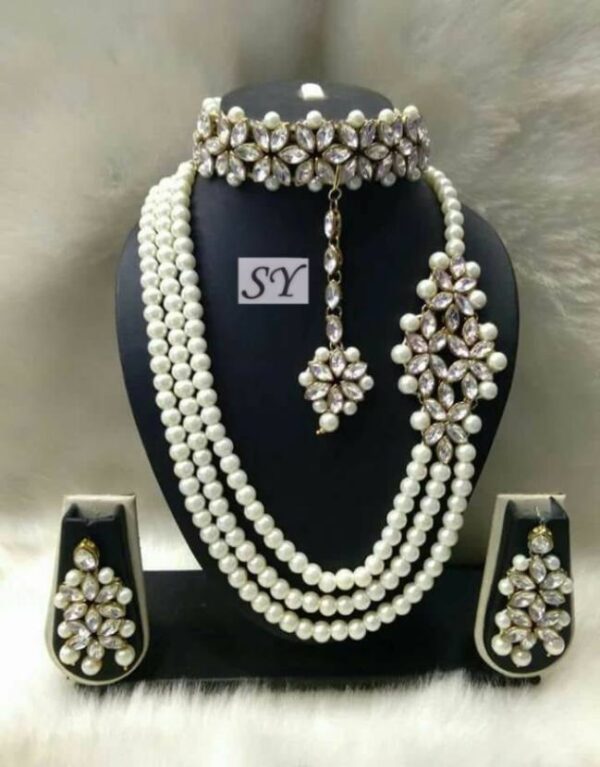 Beautiful Kundan nacklace,earrings