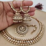 Kundan Neaklace with bali jumkie earring,big size tika