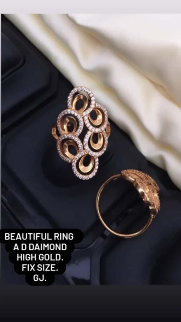 Beautiful Ad Diamond ring High Gold