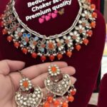 Beautiful choker set With EARINGS and tikka