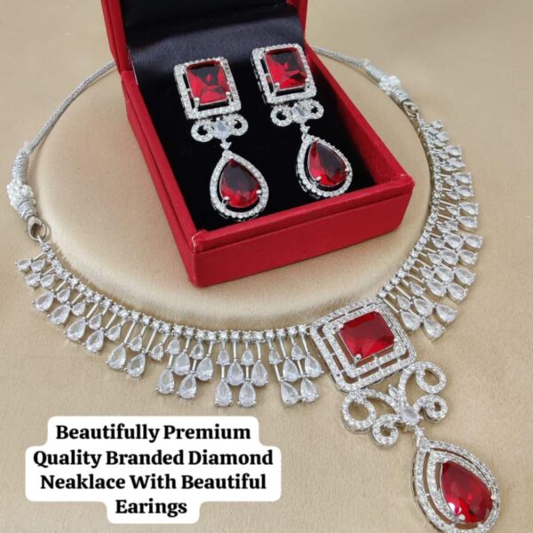 Beautifully Premium Quality Branded Diamond Neaklace With Beautiful Earings