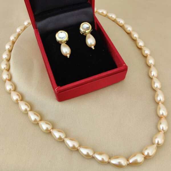 Pearl Necklace With Earings