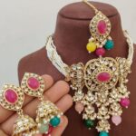 Kundan Choker Necklace With Jumkie Earings And Tika