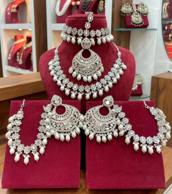 Mirror Choker With Bahubali Earrings And Matha Patti Combo Set