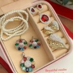 Pendant set with string American diamond