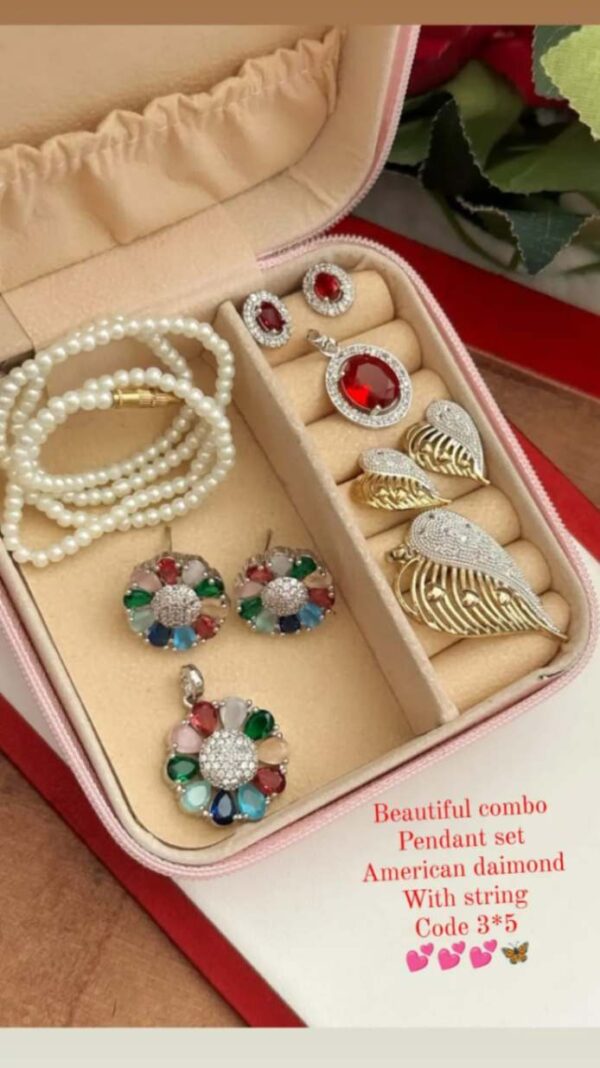 Pendant set with string American diamond