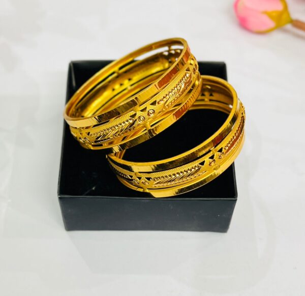 Circular Gold look Bangles