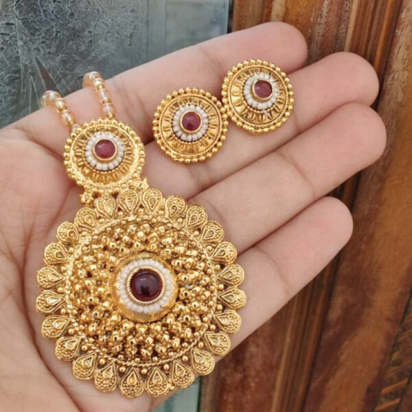 High Quality Gold Pendant