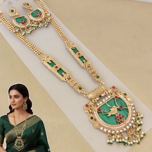 Necklace With Beautiful Earrings