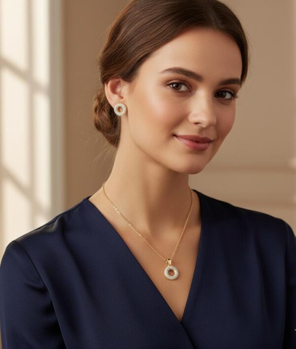 Beautiful Tops And Chain