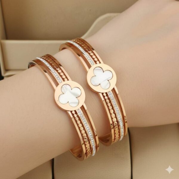 Beautifully 2 PC's bracelet