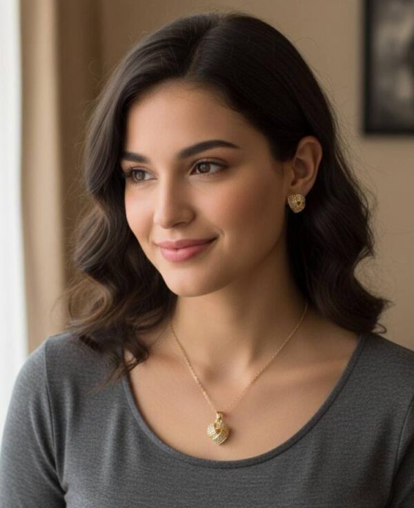 Beautiful Tops And Chain