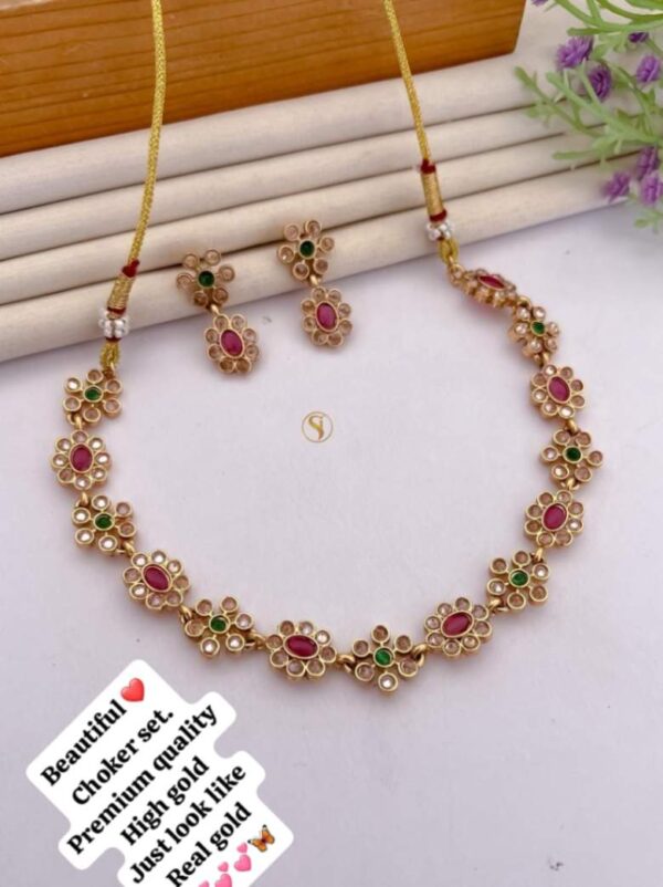 Beautiful choker set