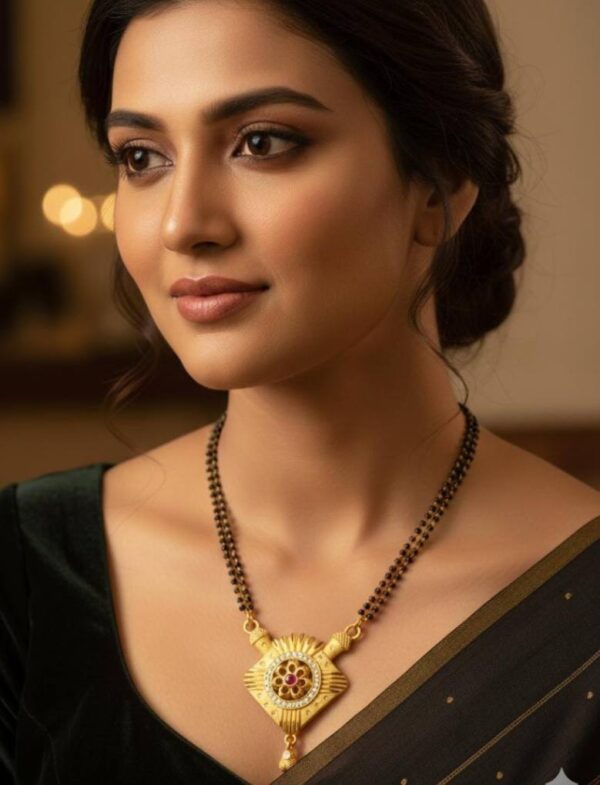 Beautifully Manglesutra With Double Chain