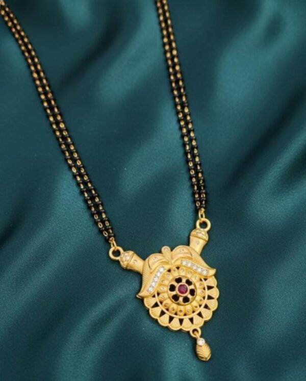 Beautifully Manglesutra With Double Chain