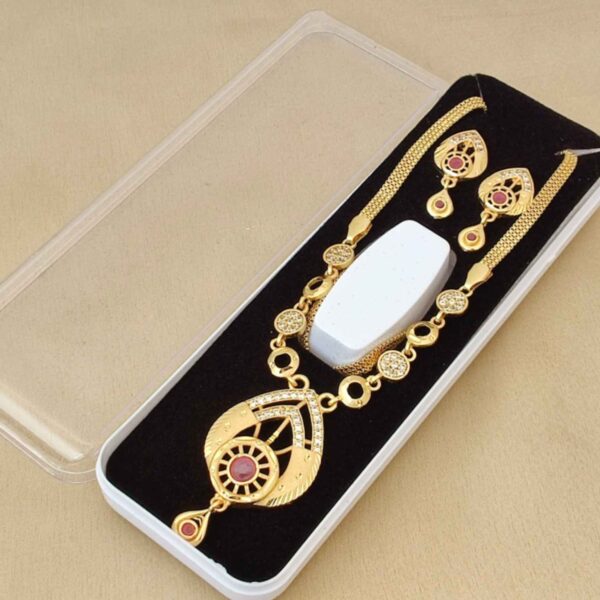 Gold plated Necklace with Earrings