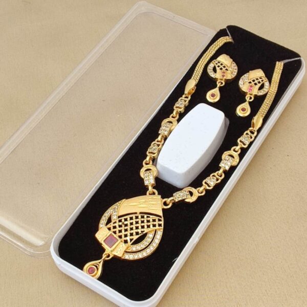 Gold plated Necklace with Earrings