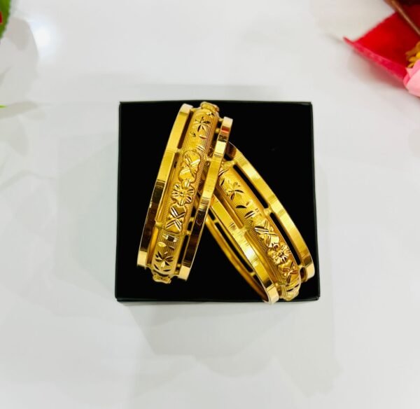 Heer Gold Plated Bangles